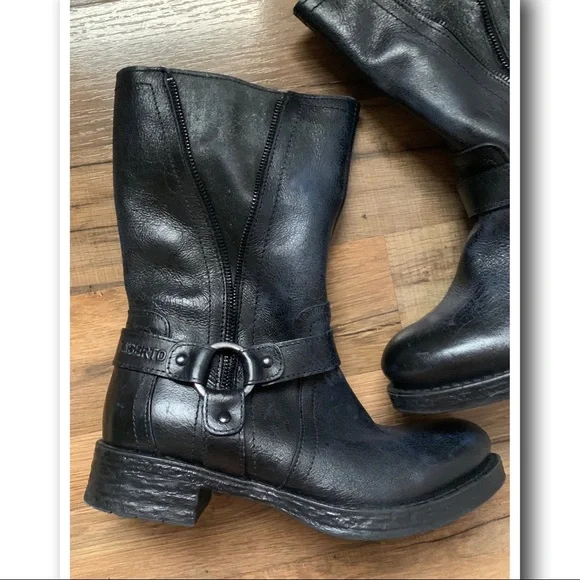 {Liberto} Moto Distressed Boots - Picture 3 of 13